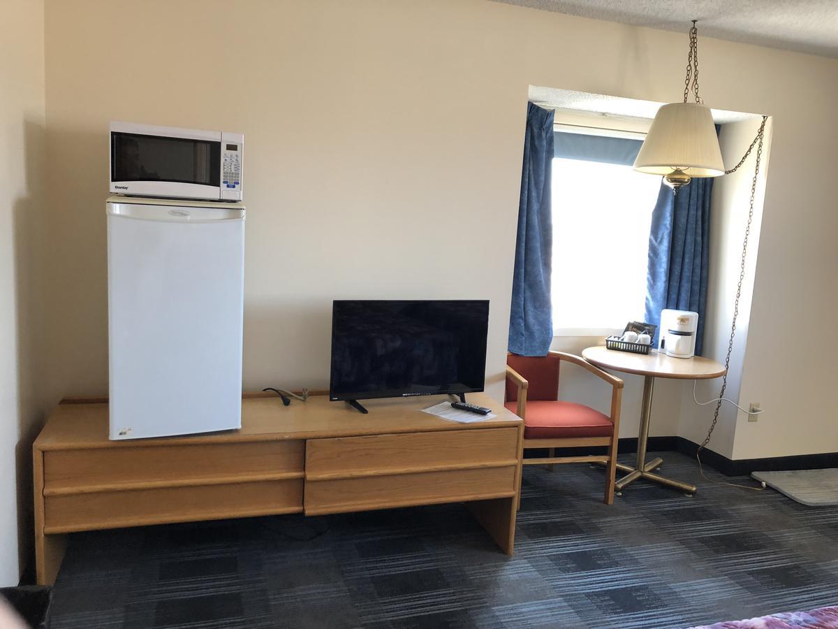 Agassiz Park Lodge - Under New Management McCreary 외부 사진