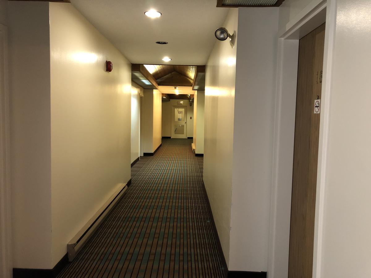 Agassiz Park Lodge - Under New Management McCreary 외부 사진
