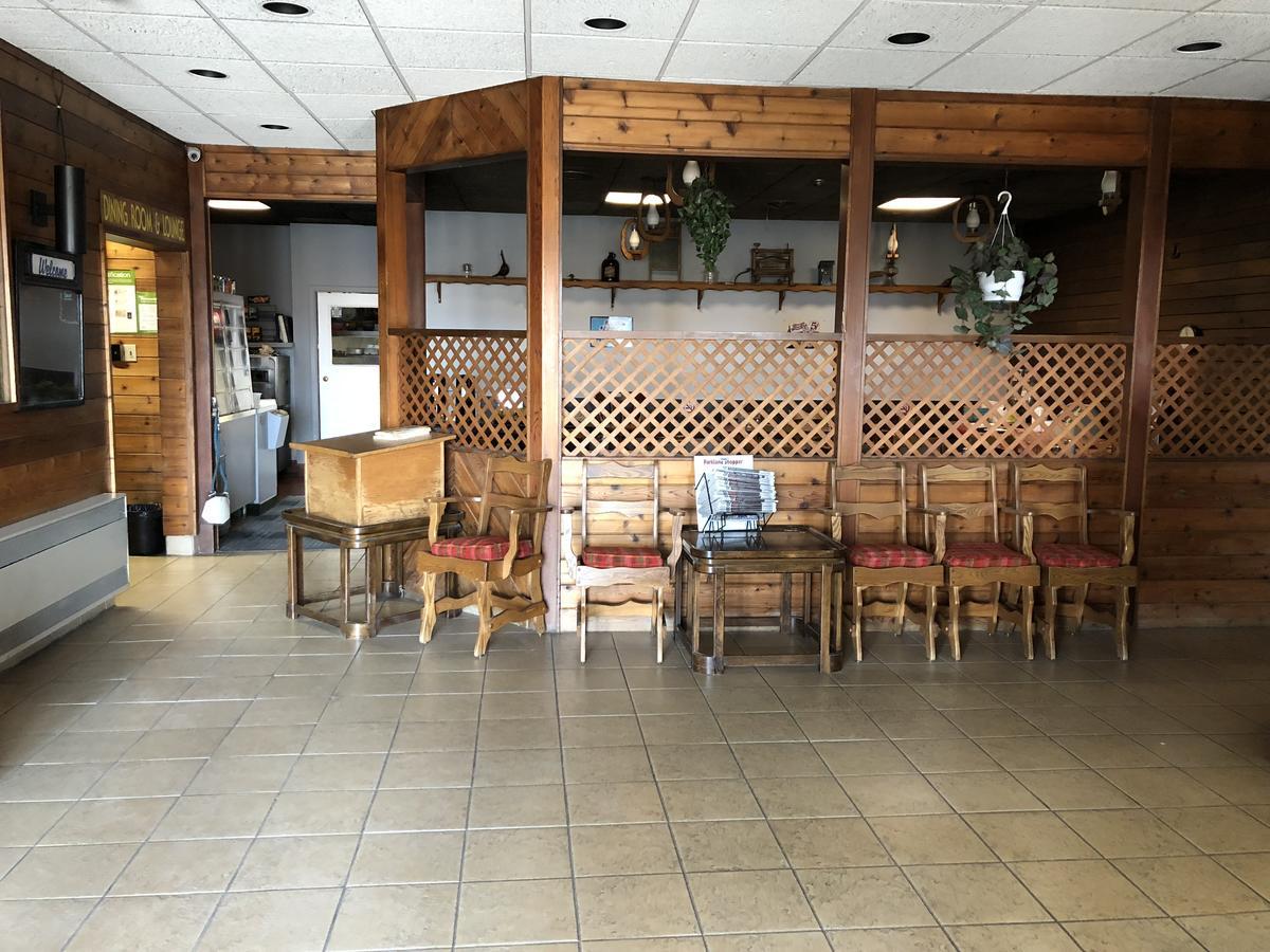 Agassiz Park Lodge - Under New Management McCreary 외부 사진