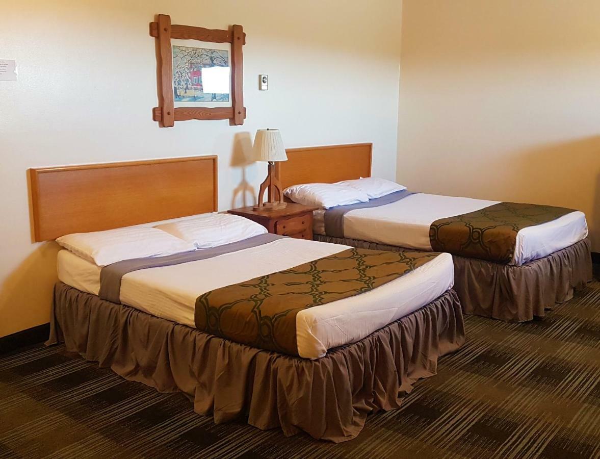 Agassiz Park Lodge - Under New Management McCreary 외부 사진